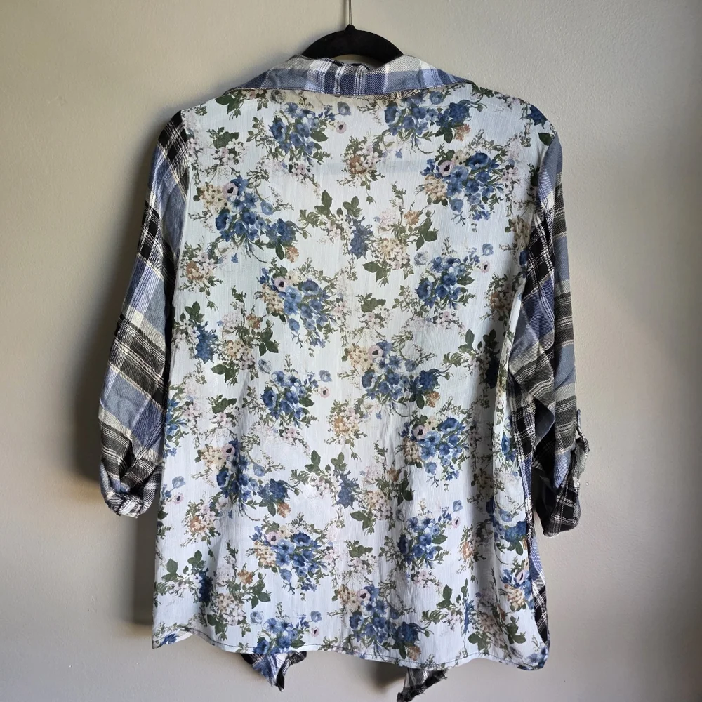 Living Doll Los Angeles Open Front Floral Blue Plaid Cardigan Size XL